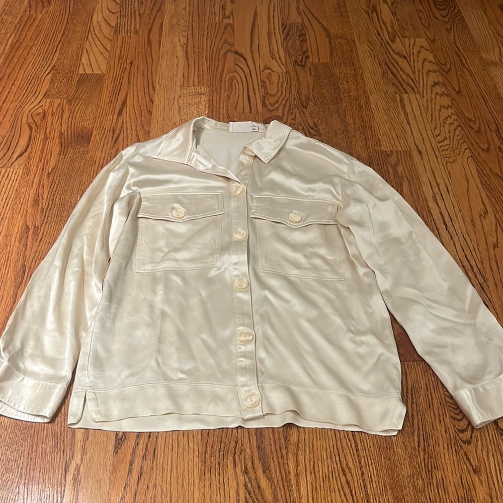 NATION Woman’s Cream Button Down Size XS